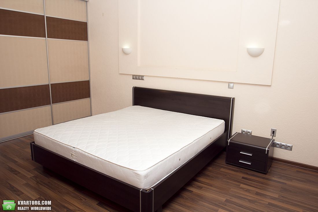 Rent out 2-room apartment. Днепропетровск, Карла Маркса — photo 4
