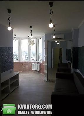Rent out 2-room apartment. Киев,  Харьковское шоссе — photo 1