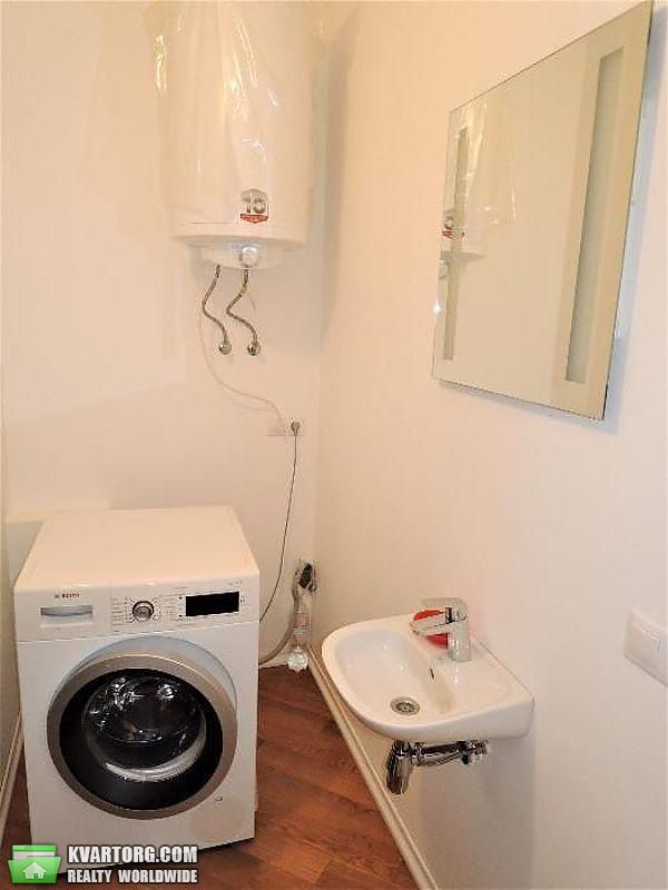 Rent out 3-room apartment. Киев,  Глубочицкая — photo 5