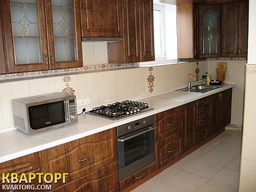 Rent out house. Киев,  Богатырская — photo 9