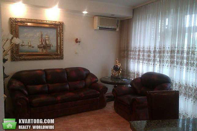 Rent out 2-room apartment. Днепропетровск, Радистов — photo 1