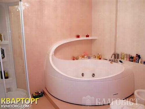 Sell 4-room apartment. Киев,  Почайнинская — photo 8