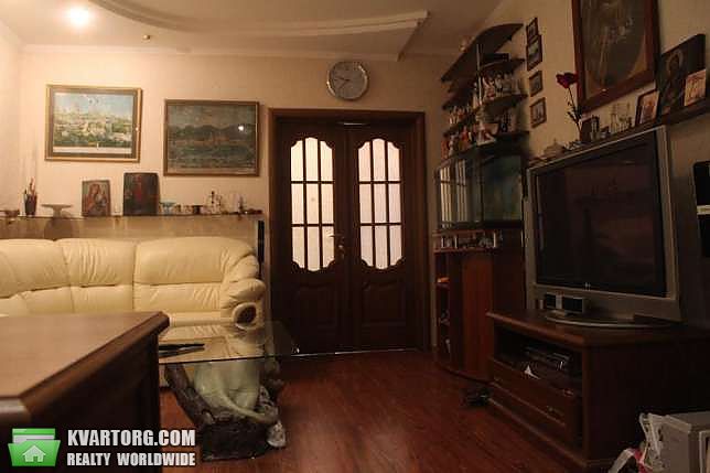 Sell 4-room apartment. Киев,  Днепровская наб — photo 2