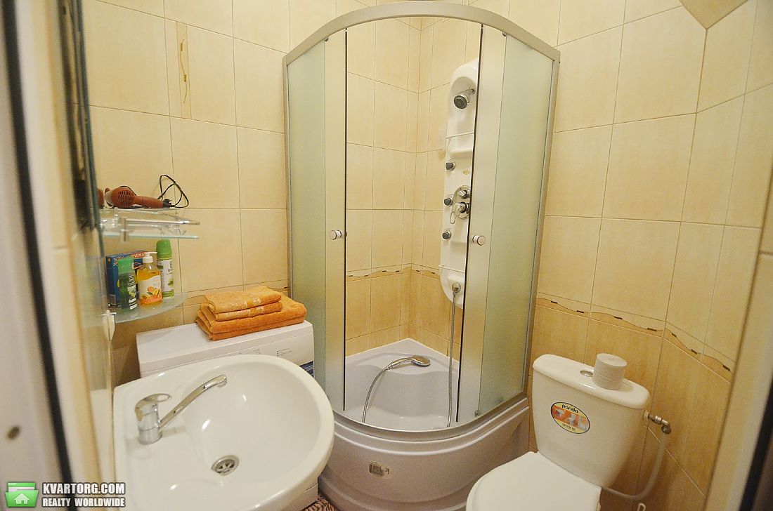 Rent out 2-room apartment. Николаев, Шнеерсона — photo 8