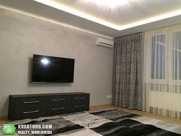 Rent out 3-room apartment. Киев,  Рижская — photo 5
