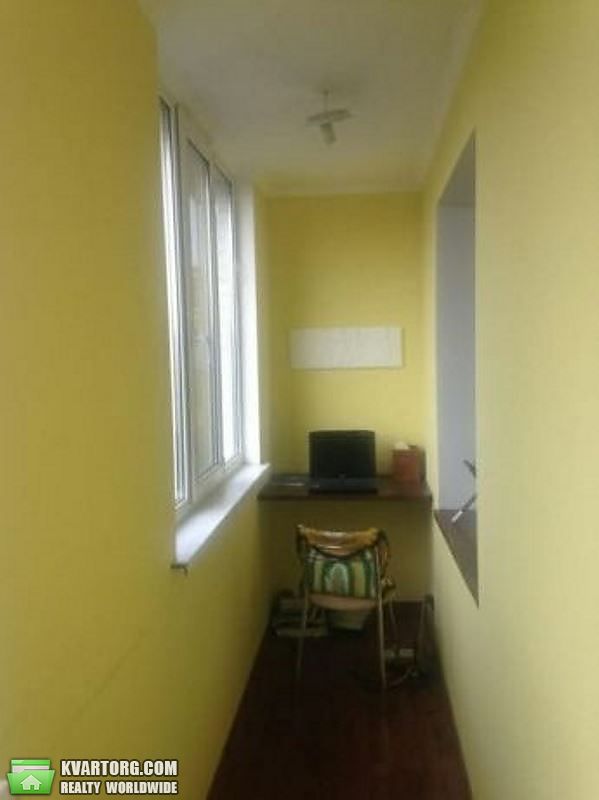 Sell 3-room apartment. Киев,  Багговутовская — photo 9