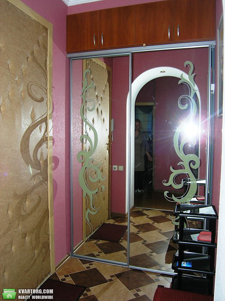 Rent out 2-room apartment. Киев,  Большая Васильковская — photo 7