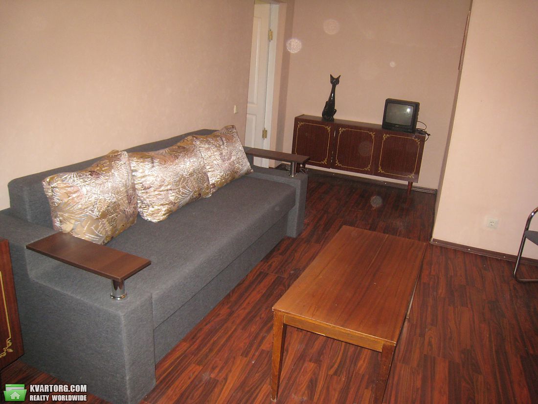 Rent out 2-room apartment. Киев, Братиславская — photo 5