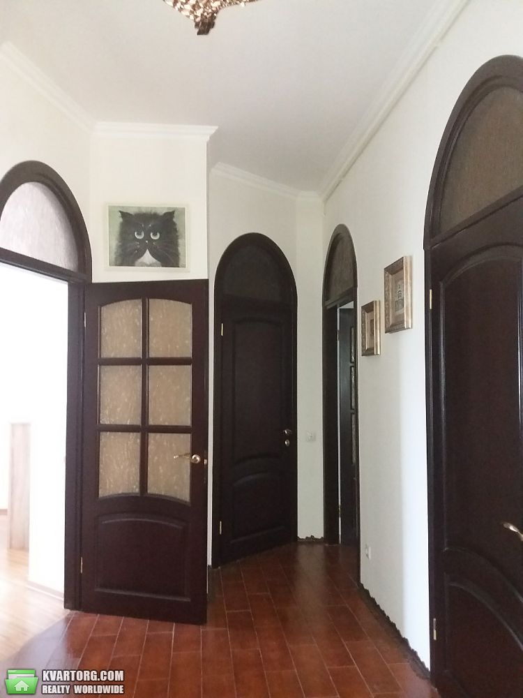 Rent out 3-room apartment. Киев,  Гончара — photo 9