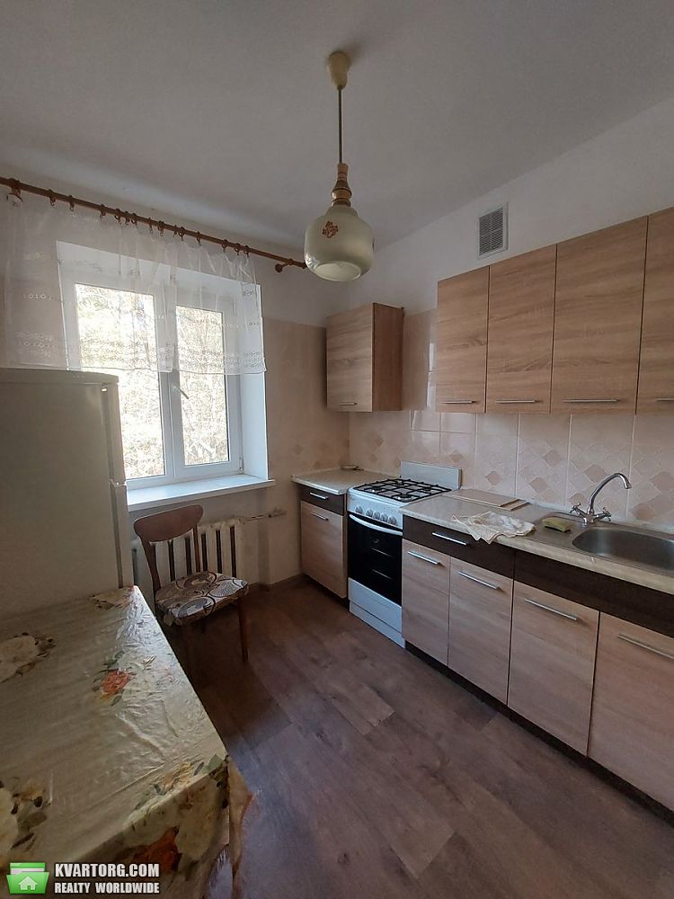 Rent out 2-room apartment. Одесса, Варненская — photo 1
