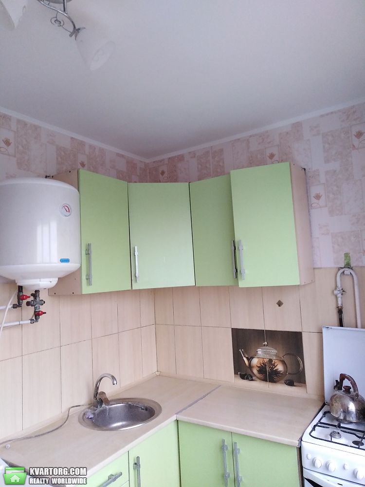 Rent out 1-room apartment. Киев,  Молодогвардейская — photo 1