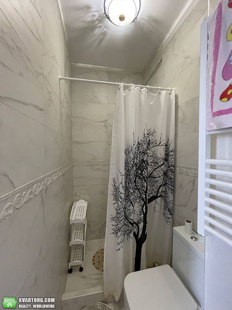 Rent out 3-room apartment. Днепропетровск, Соборная площадь — photo 6