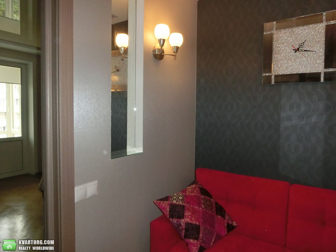 Rent out 1-room apartment. Киев, Никольский пер. — photo 6