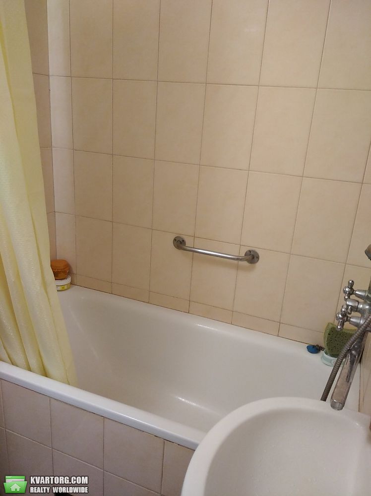 Rent out 1-room apartment. Киев, Радужная — photo 10
