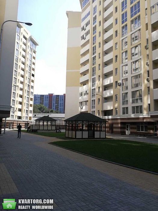 Rent out 2-room apartment. Киев, ул.Александровская — photo 1
