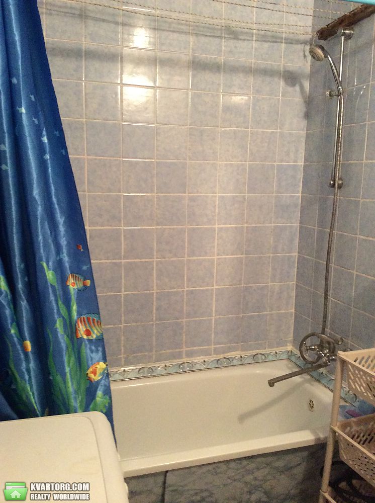Sell 2-room apartment. Киев, Ромена Роллана — photo 2