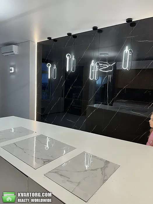Rent out 3-room apartment. Киев, Микільсько-Слобідська — photo 1