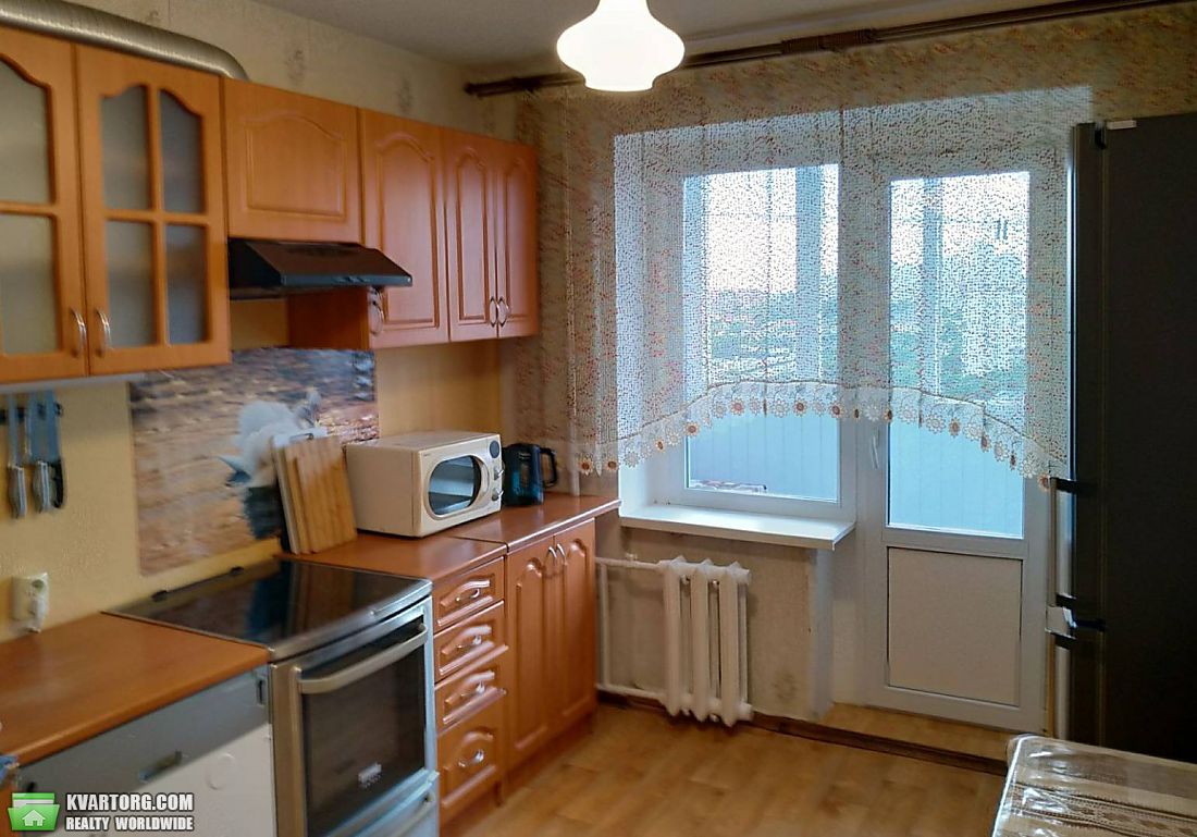 Sell 3-room apartment. Одесса, Парковая — photo 1
