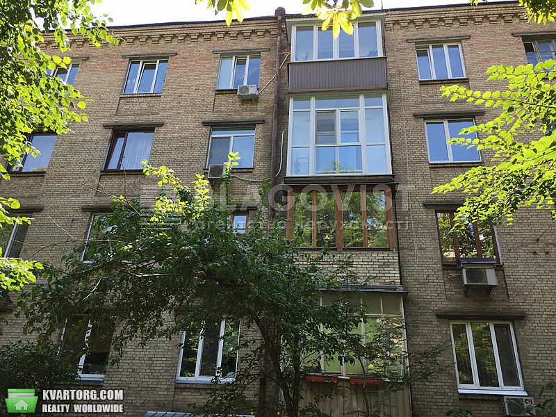 Sell 3-room apartment. Киев,  Гордиенко пер — photo 1