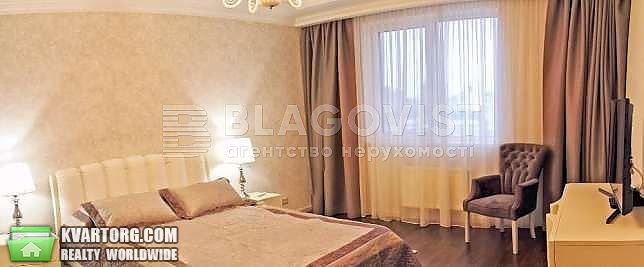 Rent out 4-room apartment. Киев,  Шевченко бул — photo 3