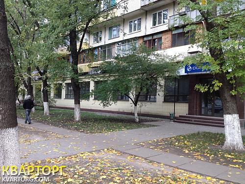 Sell shop. Киев,  Оболонский пр — photo 2