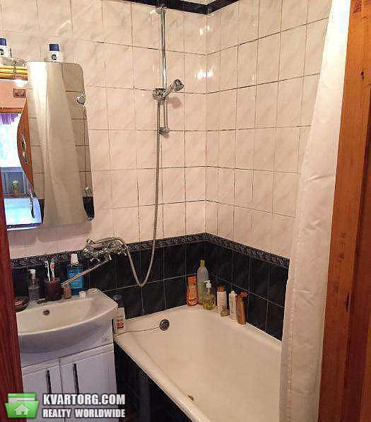 Sell 3-room apartment. Киев,  Комарова — photo 9