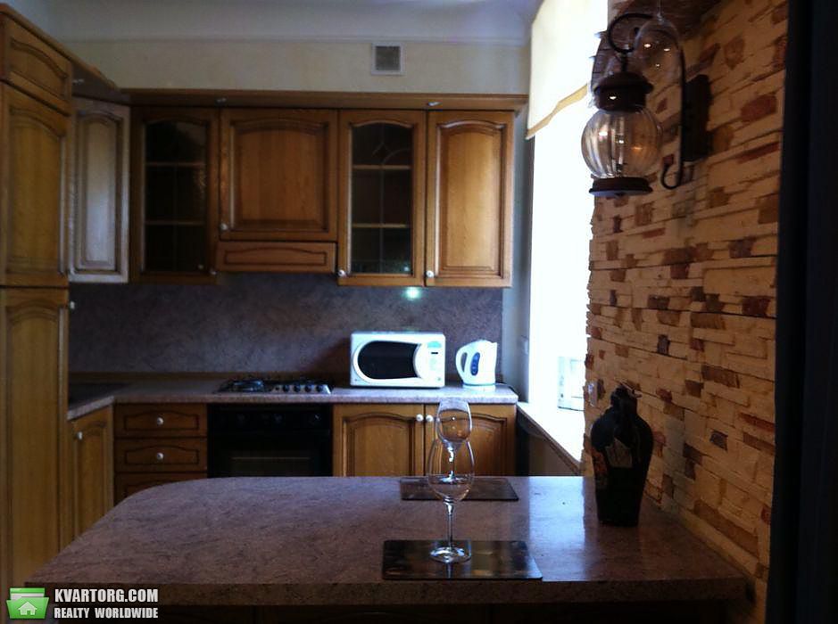 Rent out 3-room apartment. Киев,  Кловский спуск — photo 6