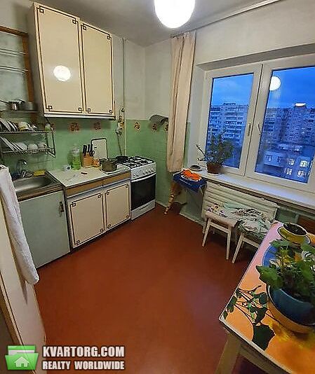 Sell 3-room apartment. Киев,  Героев Днепра — photo 1