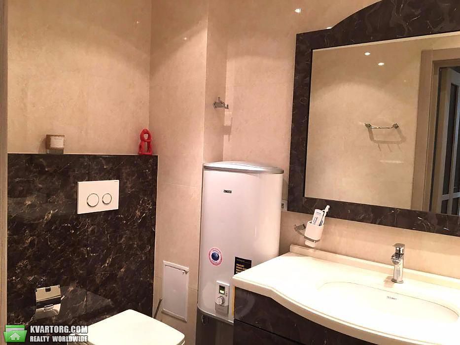 Rent out 2-room apartment. Киев, Мазепы — photo 7