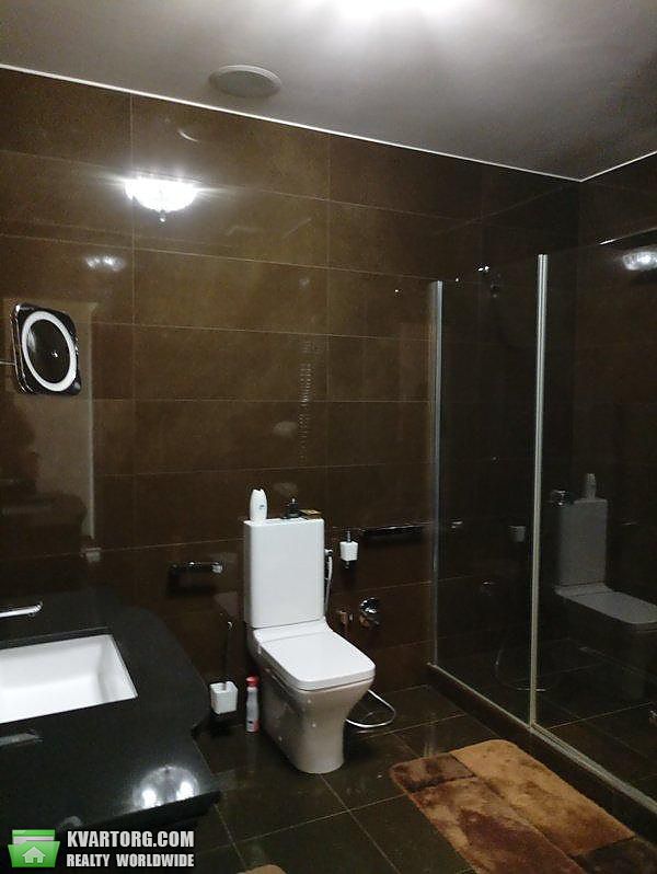 Rent out 3-room apartment. Киев,  Белорусская — photo 7