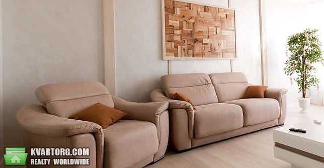 Rent out 2-room apartment. Киев,  Танковая — photo 1
