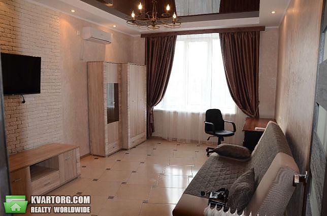 Rent out 1-room apartment. Днепропетровск, Центр — photo 1