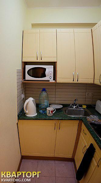 Rent out office. Киев, Лаврская — photo 1