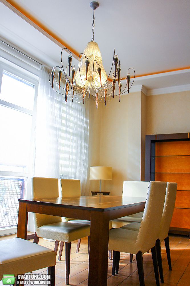 Rent out 3-room apartment. Киев, ул. Коновальца Евгения — photo 2