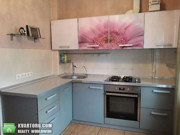 Rent out 3-room apartment. Киев,  Беретти — photo 3