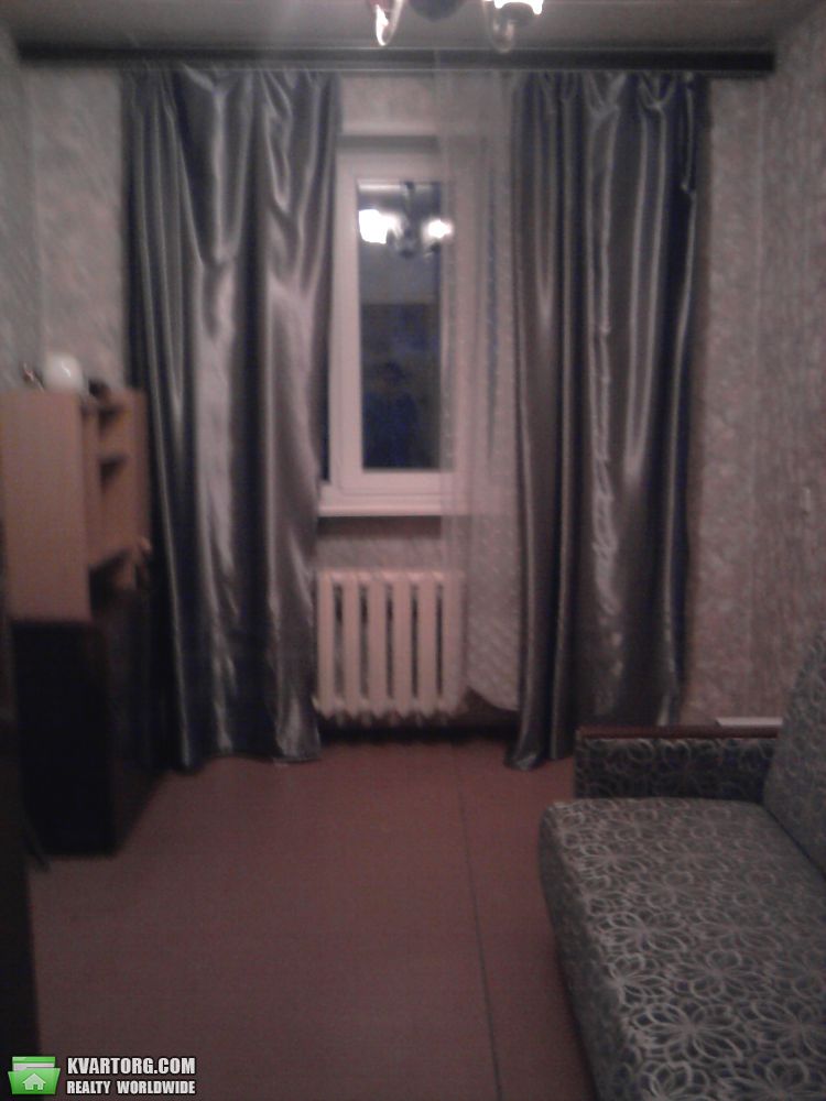 Sell 2-room apartment. Киев,  Школьная — photo 4