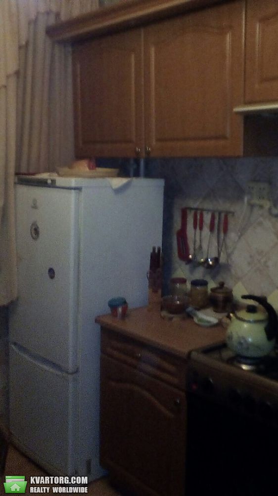 Sell 2-room apartment. Киев,  Героев Днепра — photo 1
