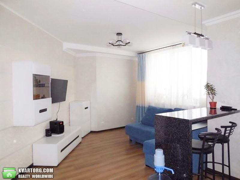 Rent out 3-room apartment. Киев, Михаила Максимовича ул., — photo 7
