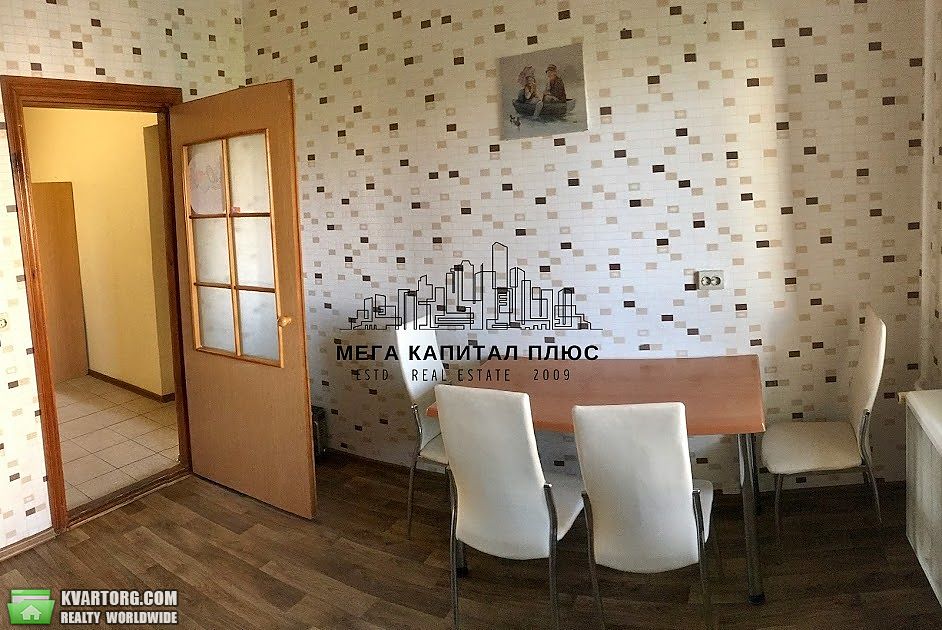 Rent out 2-room apartment. Киев, Эрнста — photo 6