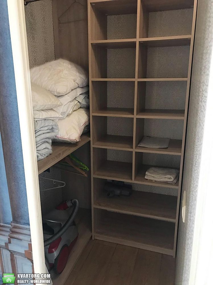 Rent out 3-room apartment. Киев,  Жилянская — photo 6
