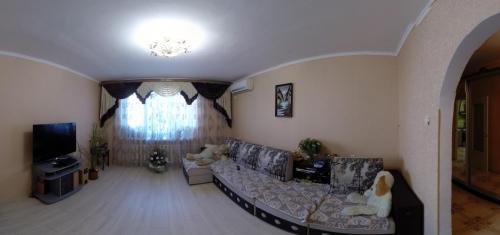 продам 4-комнатную квартиру. Одесса,  улица Генерала Бочарова - фото 1