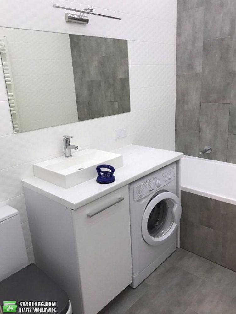 Rent out 2-room apartment. Киев,  Ломоносова — photo 7