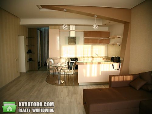 Rent out 2-room apartment. Киев, Оболонская наб — photo 1