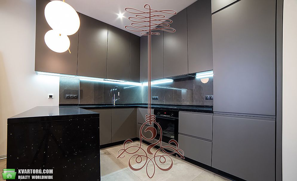 Sell 4-room apartment. Киев,  Драгомирова — photo 3