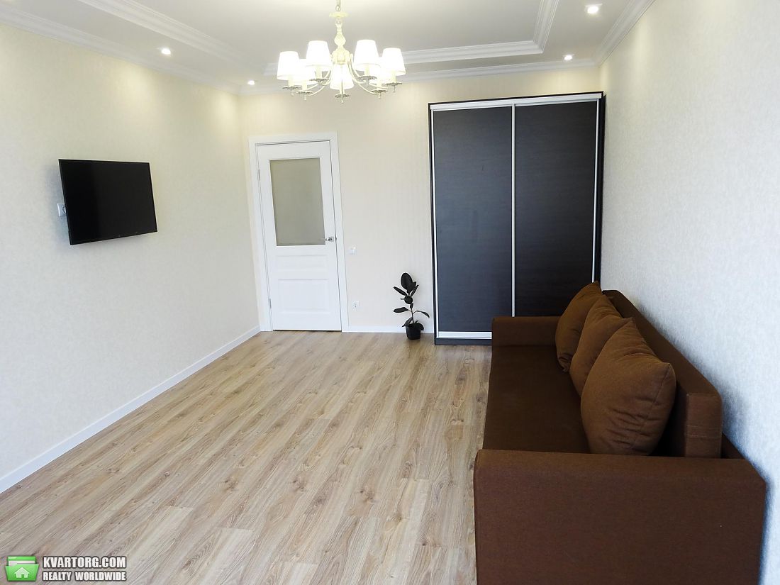 Sell 3-room apartment. Киев, Малевича — photo 3