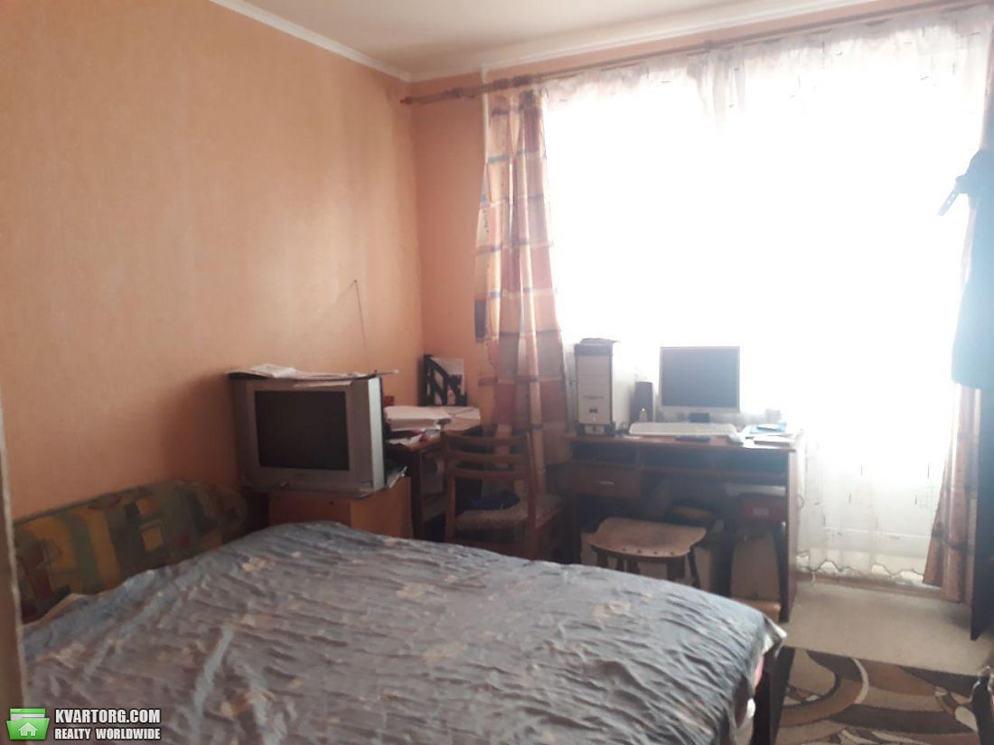 Sell 4-room apartment. Киев,  Бориспольская — photo 1