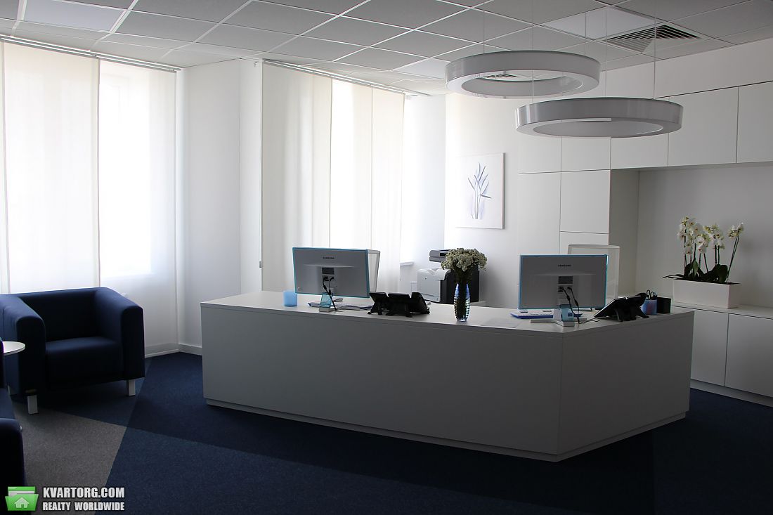 Rent out office. Киев,  Нижний Вал — photo 1