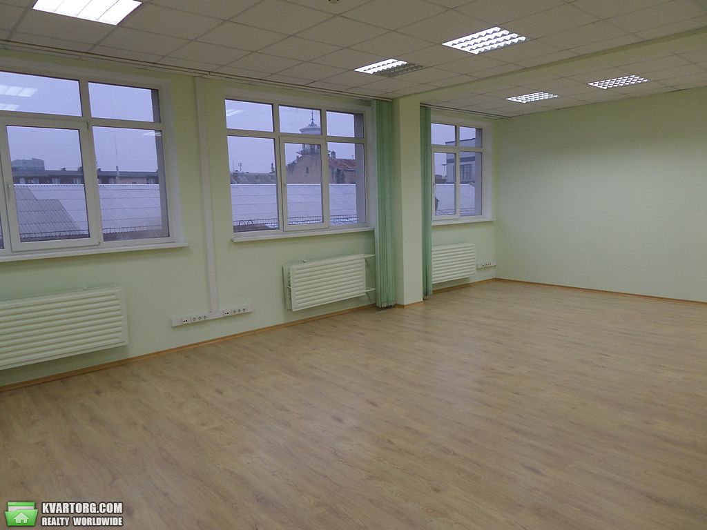 Rent out office. Киев, Деловая — photo 1