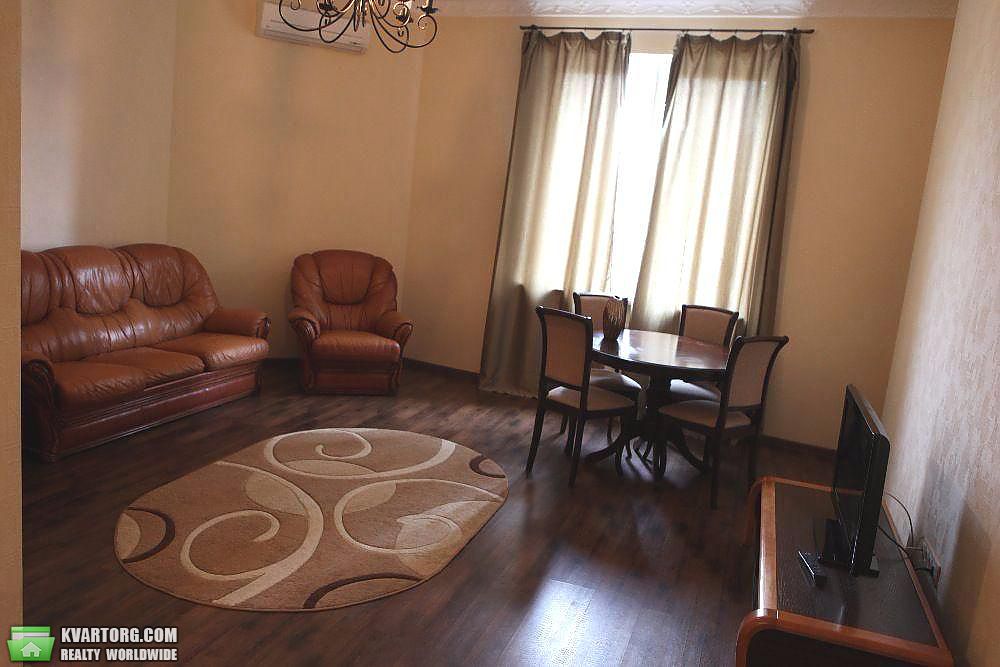 Rent out 3-room apartment. Киев,  Руданского — photo 1