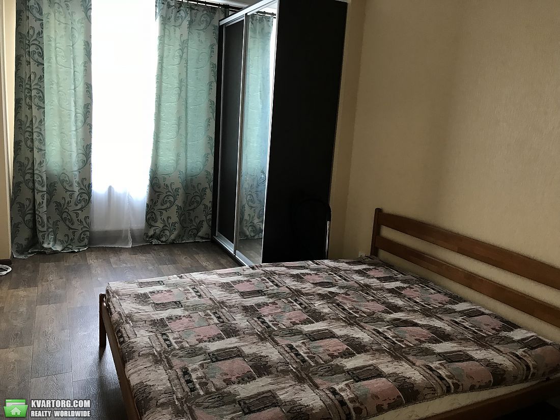 Rent out 2-room apartment. Киев,  Глушкова пр — photo 7